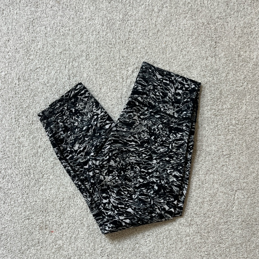 lululemon leggings- size 10 - Picture 3 of 7